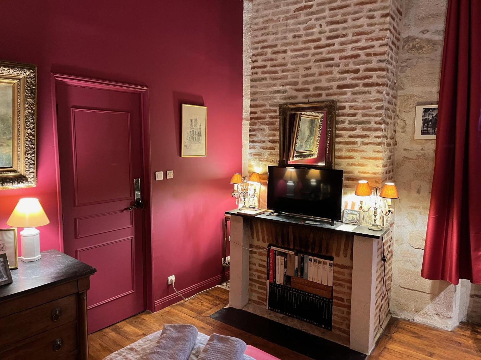 Apartmán Le Refuge Des Cordeliers Laon Pokoj fotografie