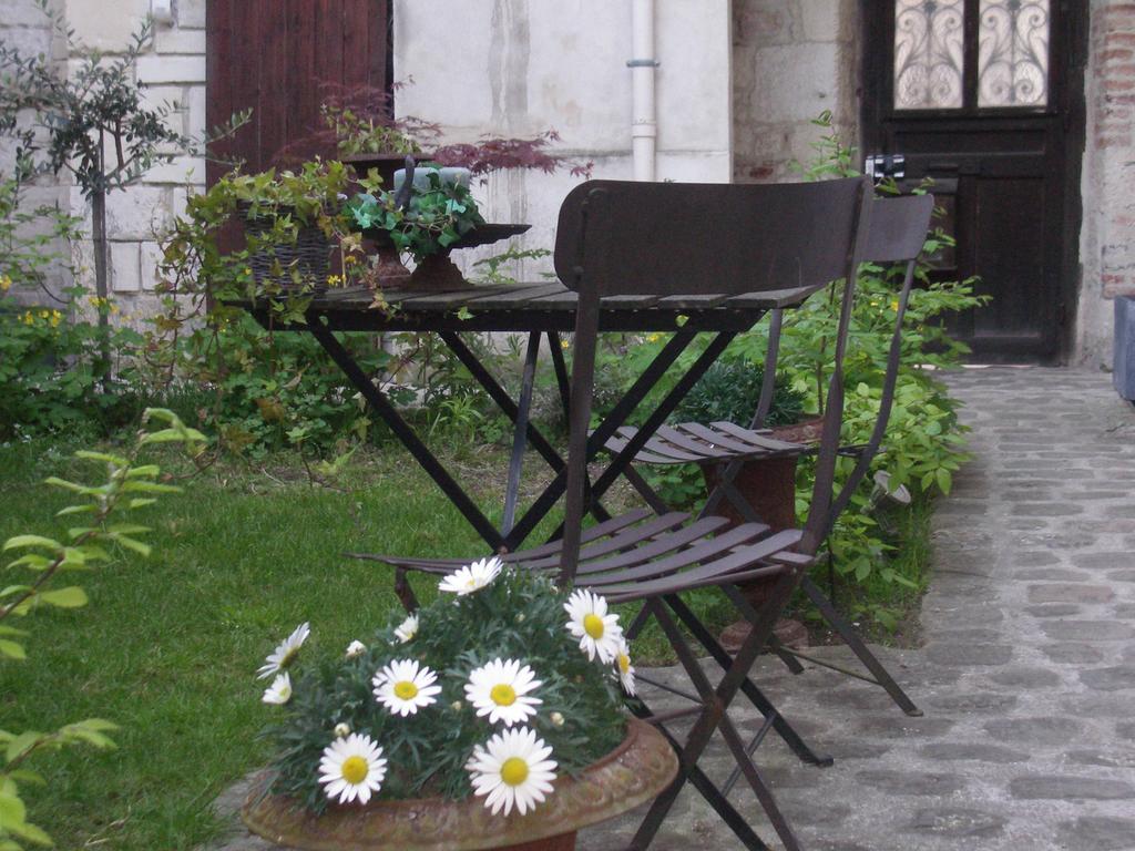 Apartmán Le Refuge Des Cordeliers Laon Exteriér fotografie